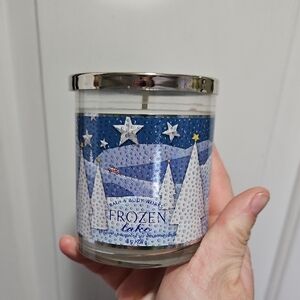 2/$25 SALE 🦄 BBW Frozen Lake Single Wick Candle